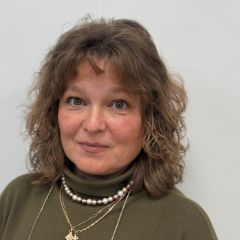 Оленева Юлия